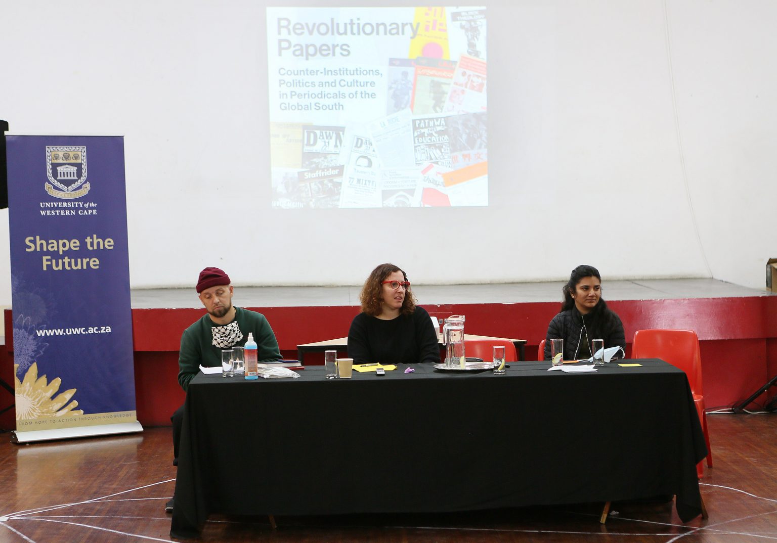 Photo of contributors to the Revolutionary Papers conference.